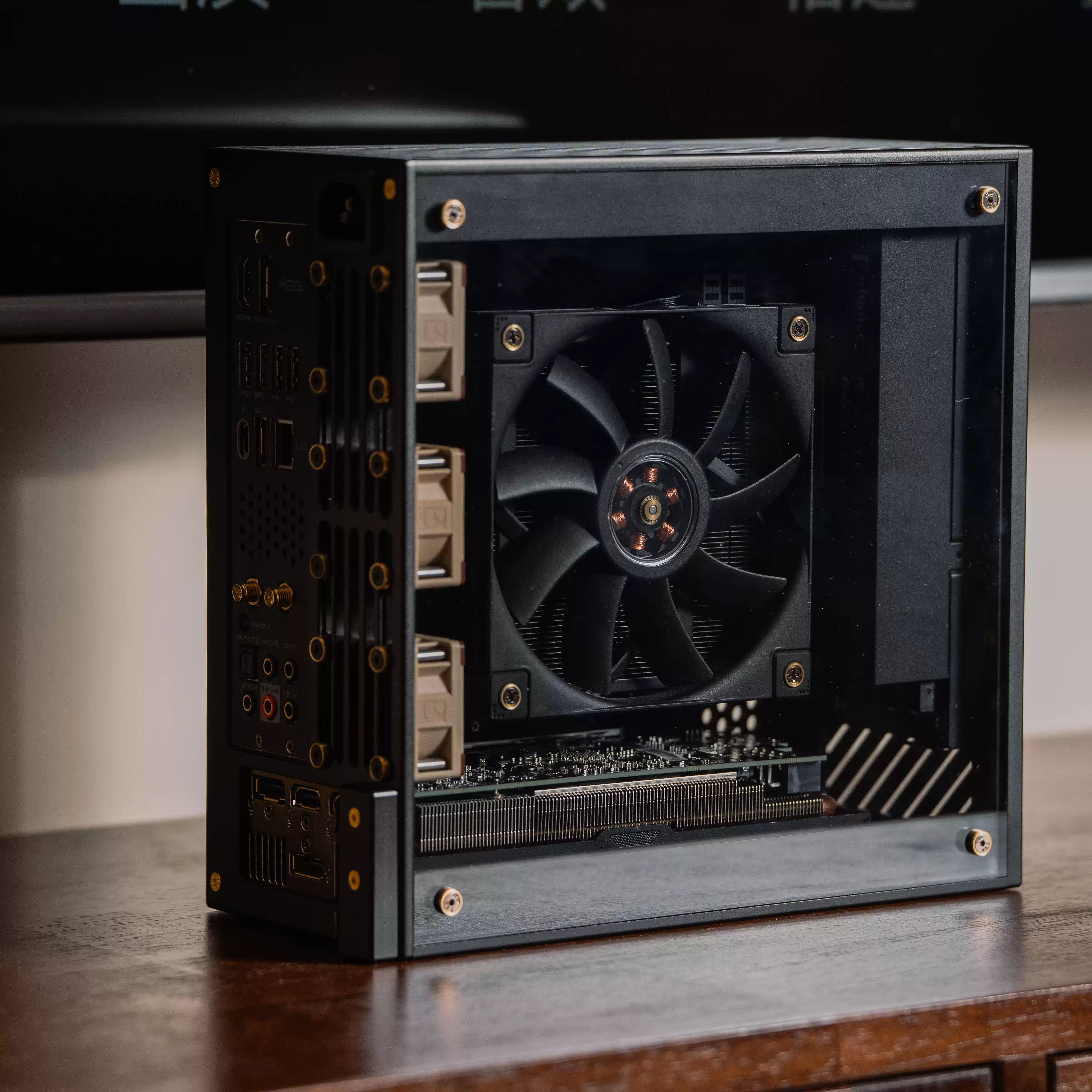 Корпус LP P6 ITX из алюминия,  – обзор и цена Sff Mini Itx Cnc Aluminum Chassis